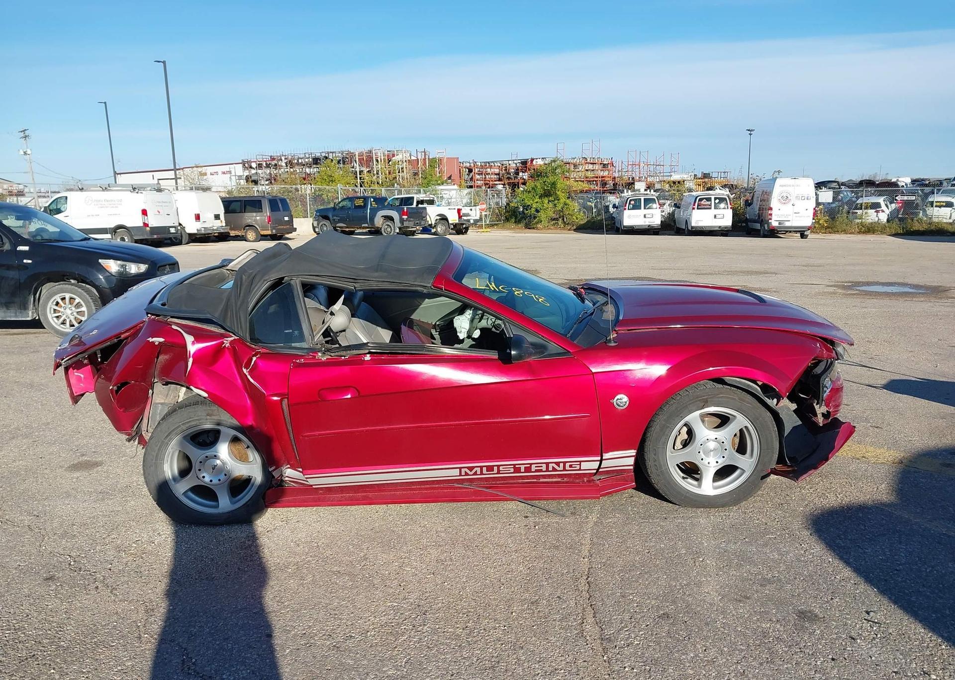2004 FORD MUSTANG