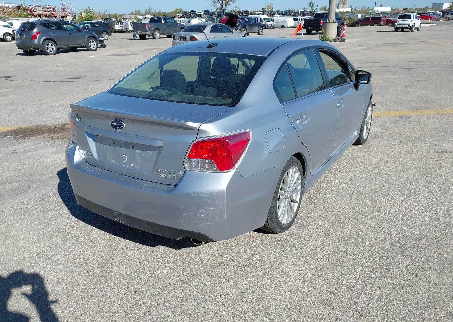 2016 SUBARU impreza 2.0I