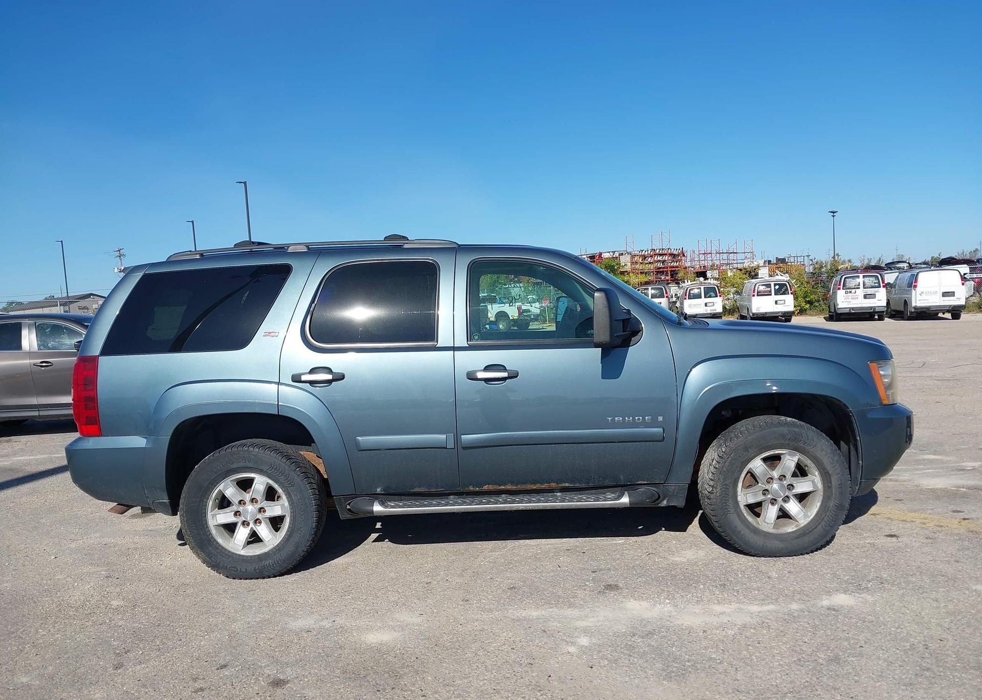 2008 CHEVROLET TAHOE LS