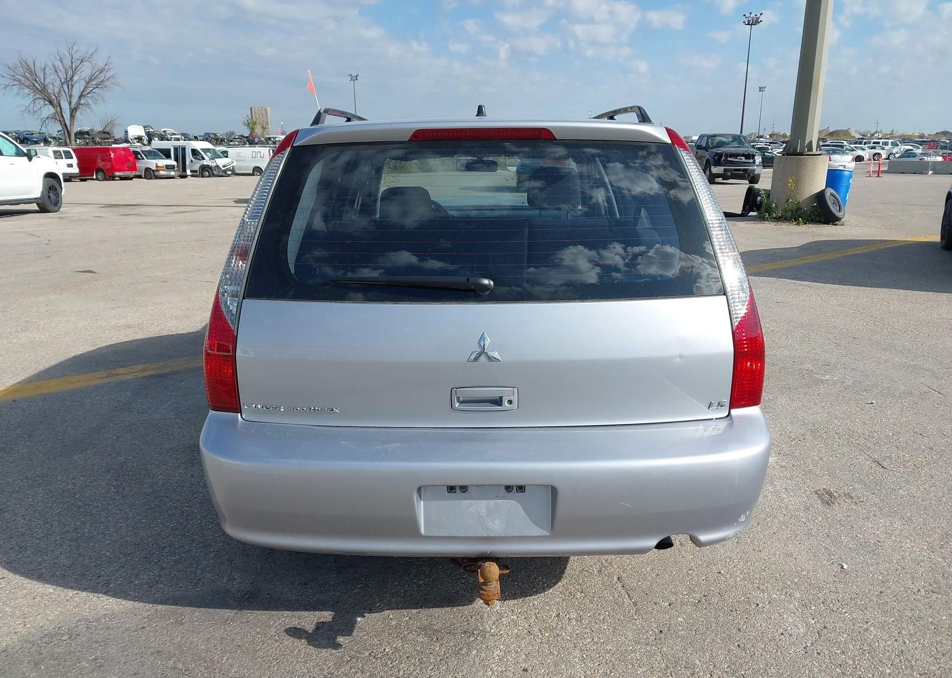2004 MITSUBISHI LANCER SPORTBACK LS