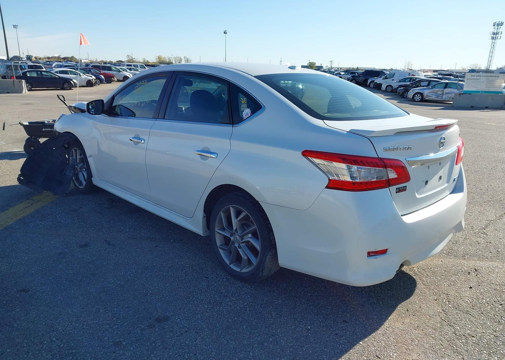 2015 NISSAN SENTRA 1.8 SR