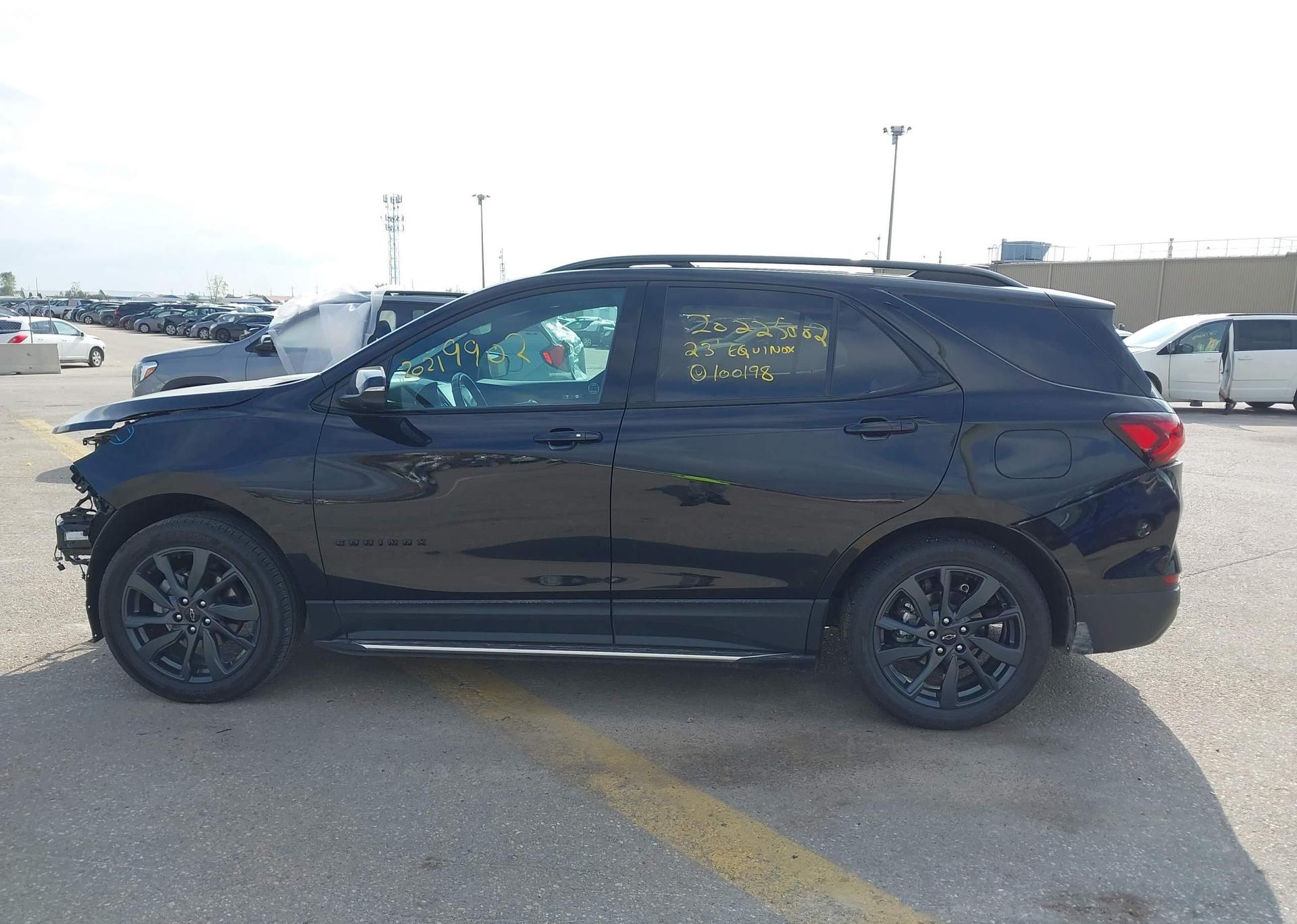 2023 CHEVROLET EQUINOX RS