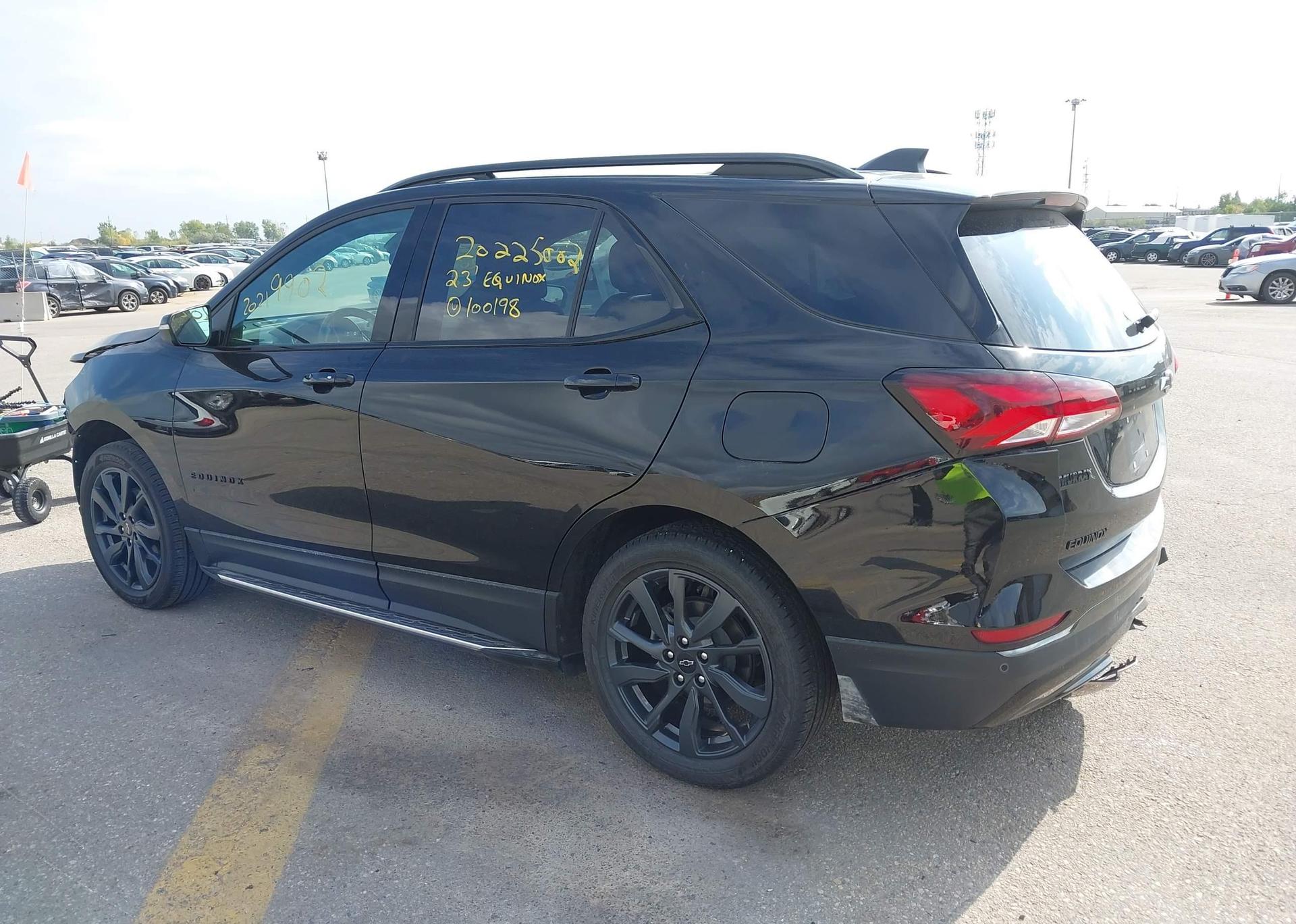 2023 CHEVROLET EQUINOX RS