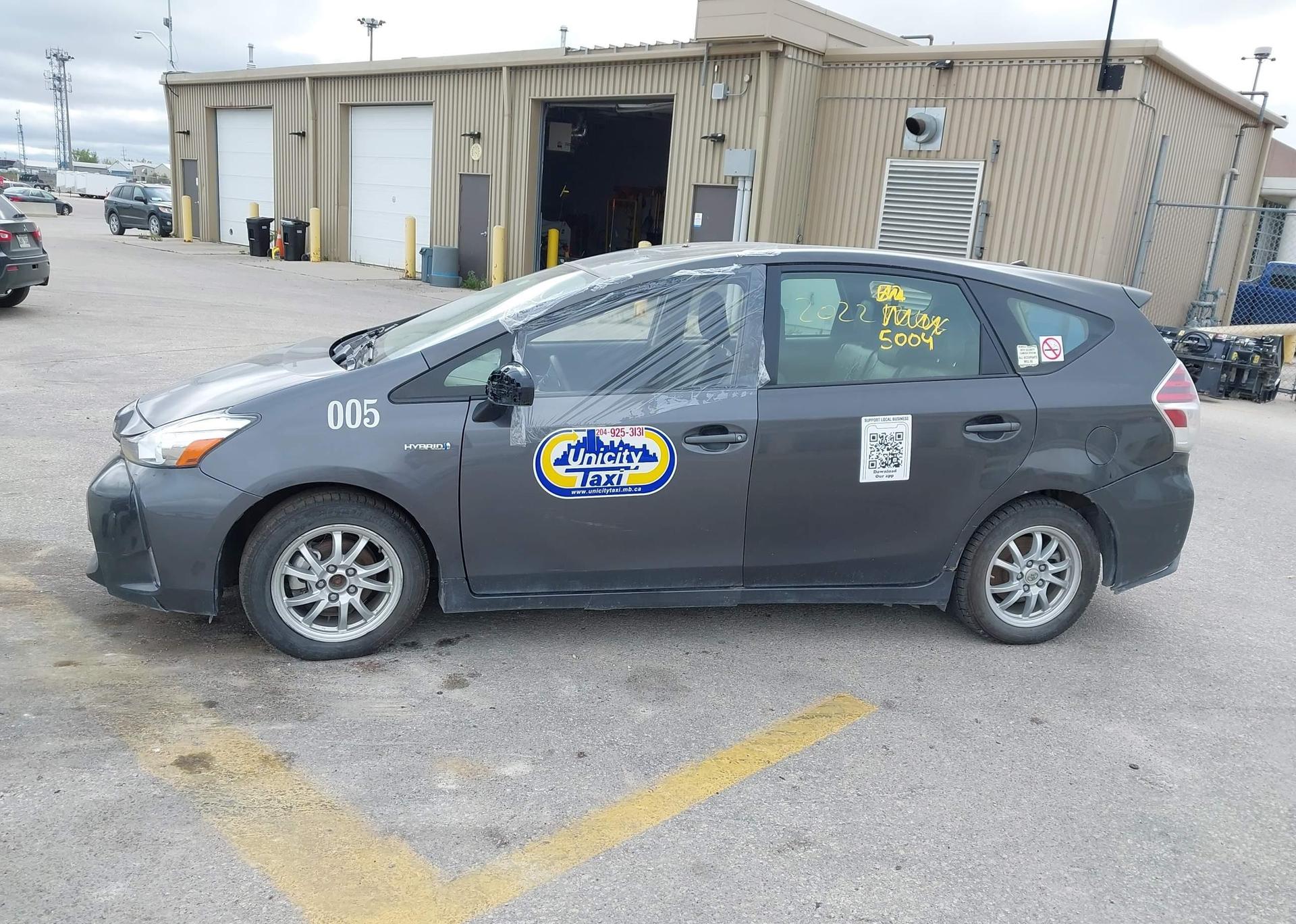 2016 TOYOTA PRIUS V