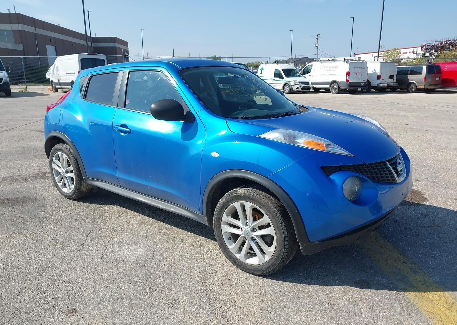 2012 NISSAN JUKE SV