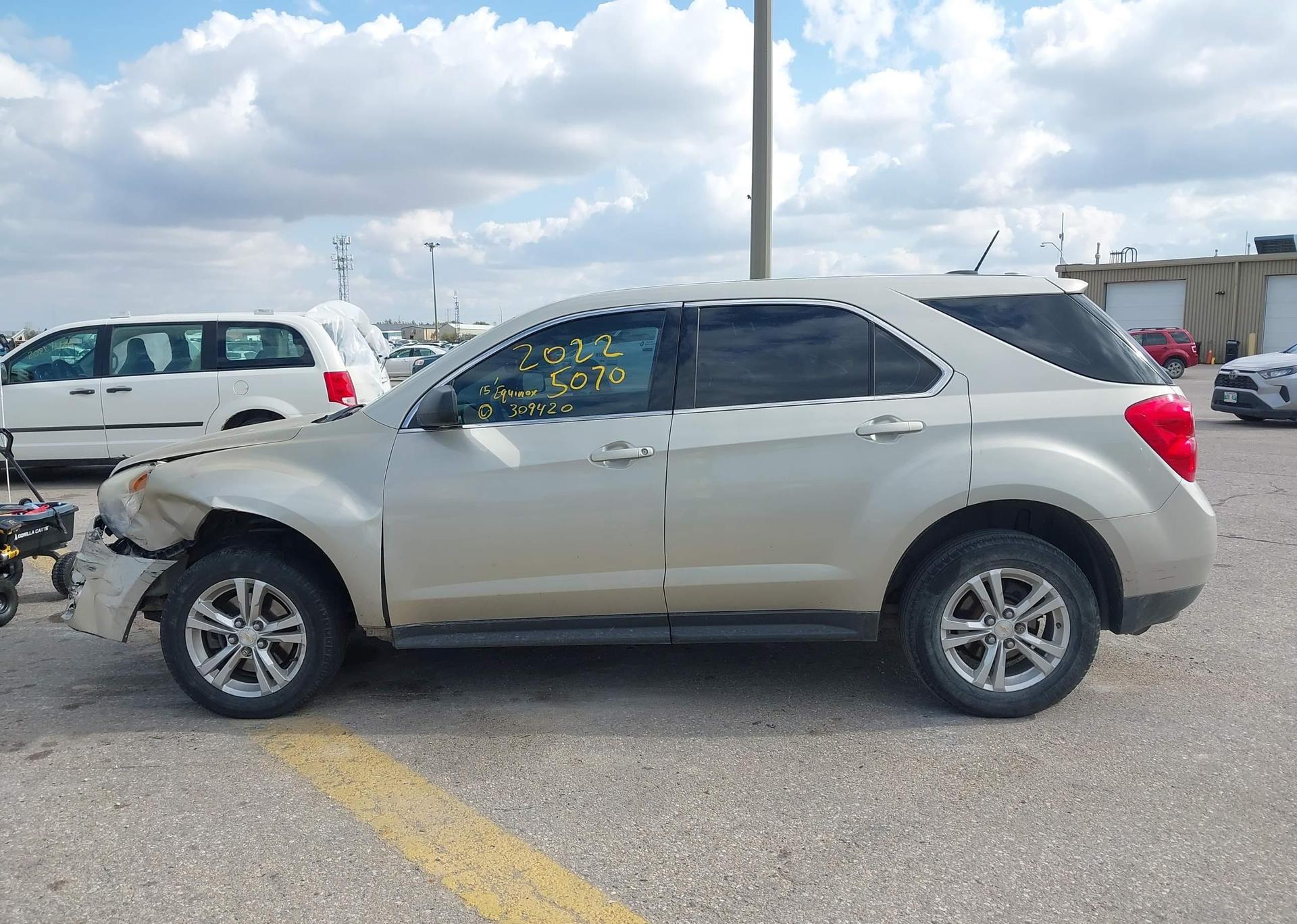 2015 CHEVROLET EQUINOX LS