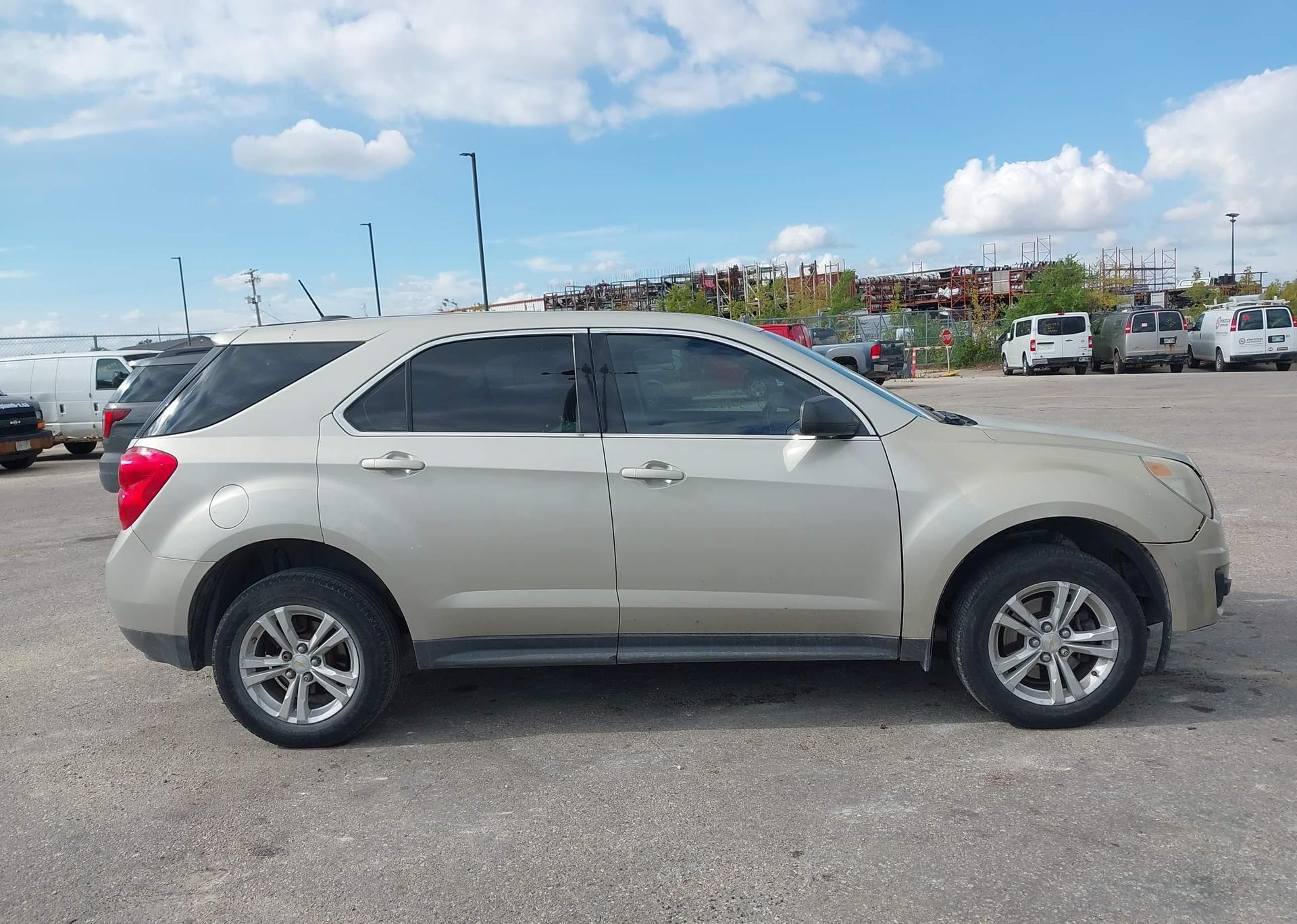 2015 CHEVROLET EQUINOX LS