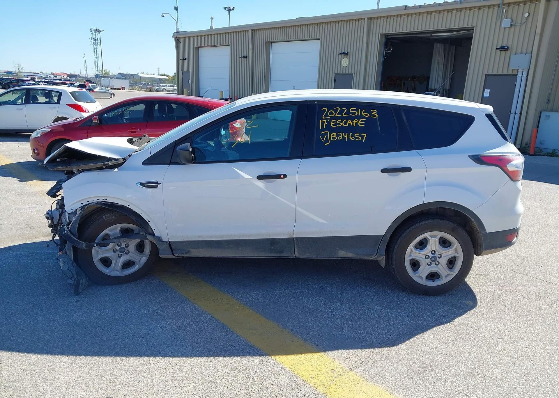 2017 FORD ESCAPE S