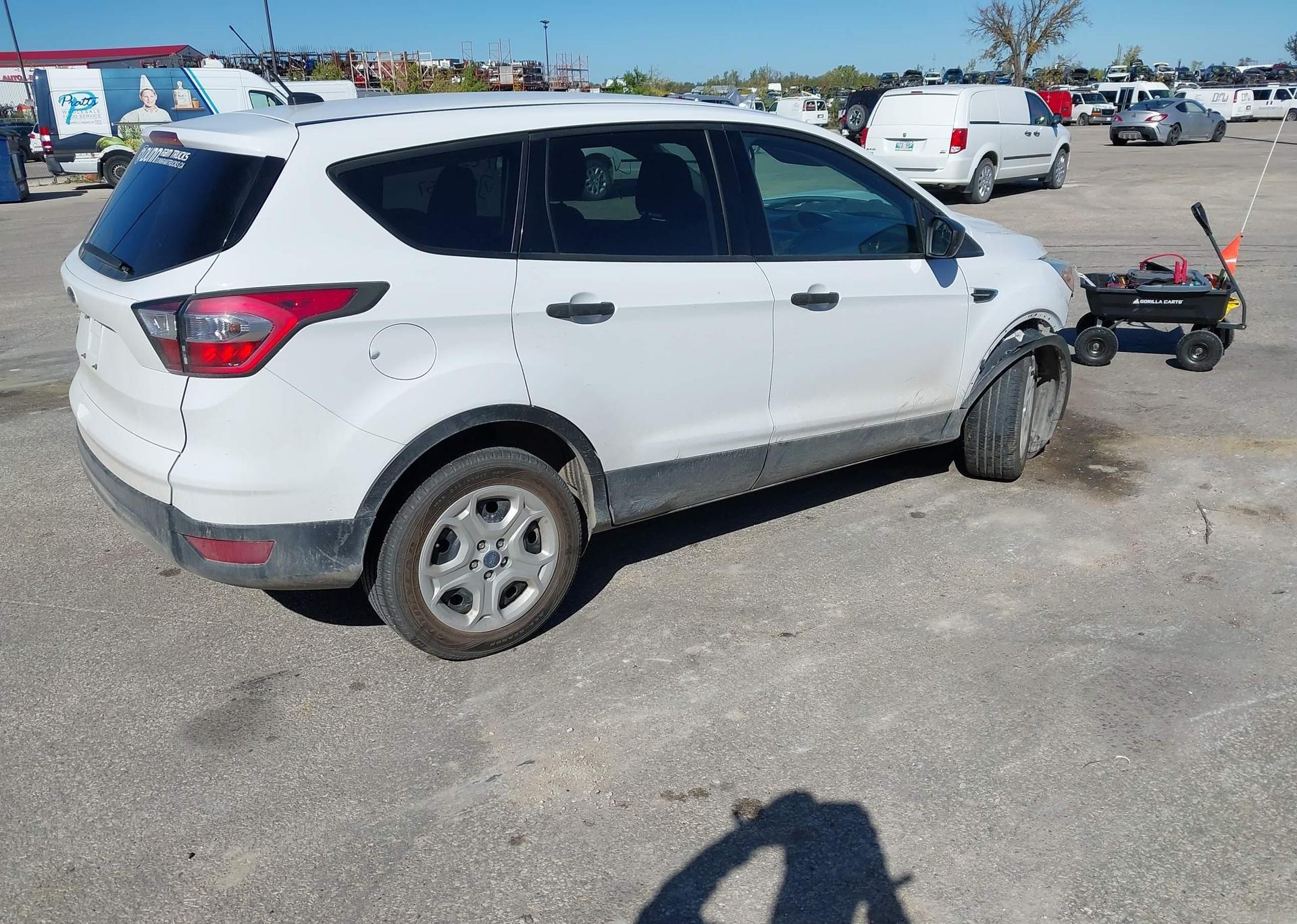 2017 FORD ESCAPE S