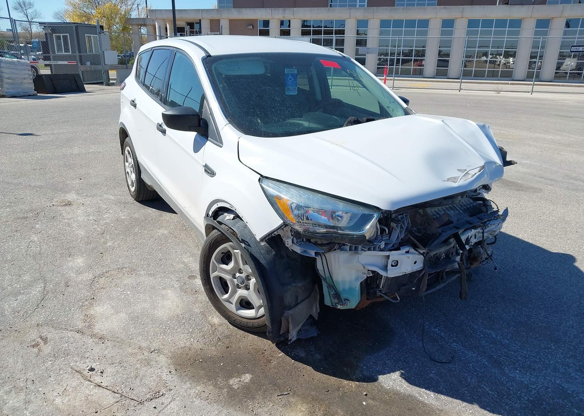 2017 FORD ESCAPE S