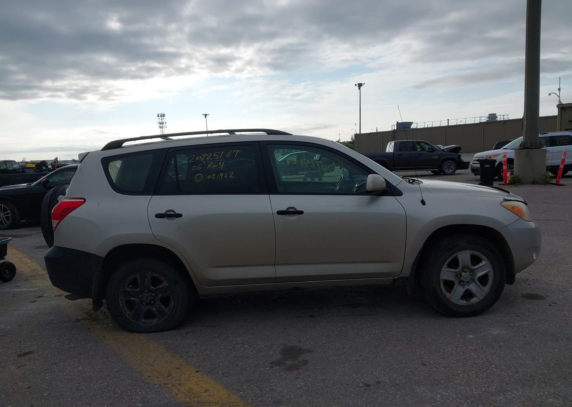 2006 TOYOTA RAV4