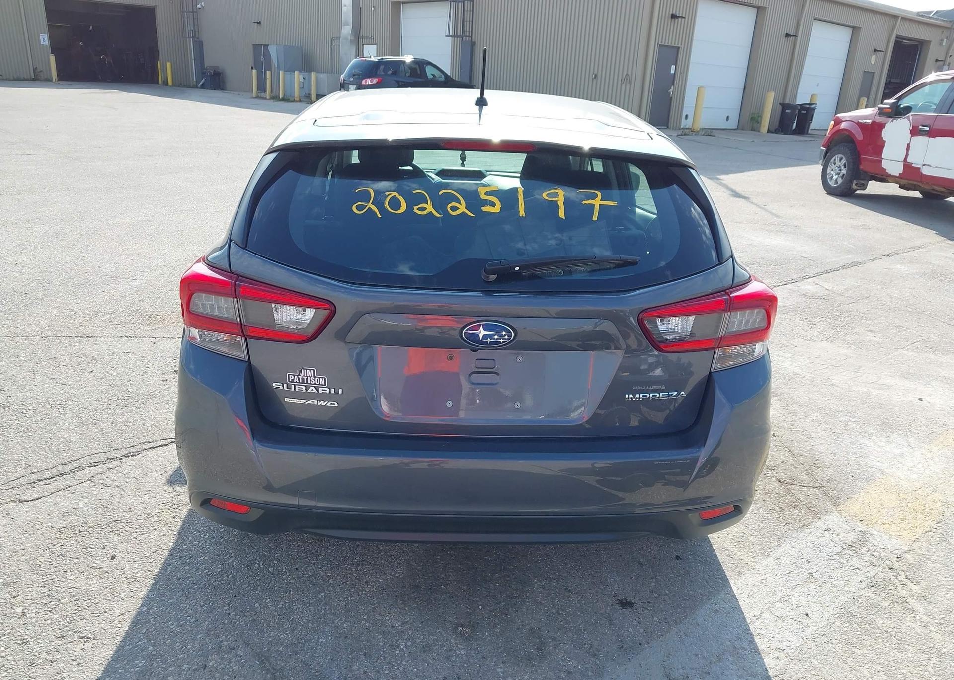2021 SUBARU impreza 2.0I