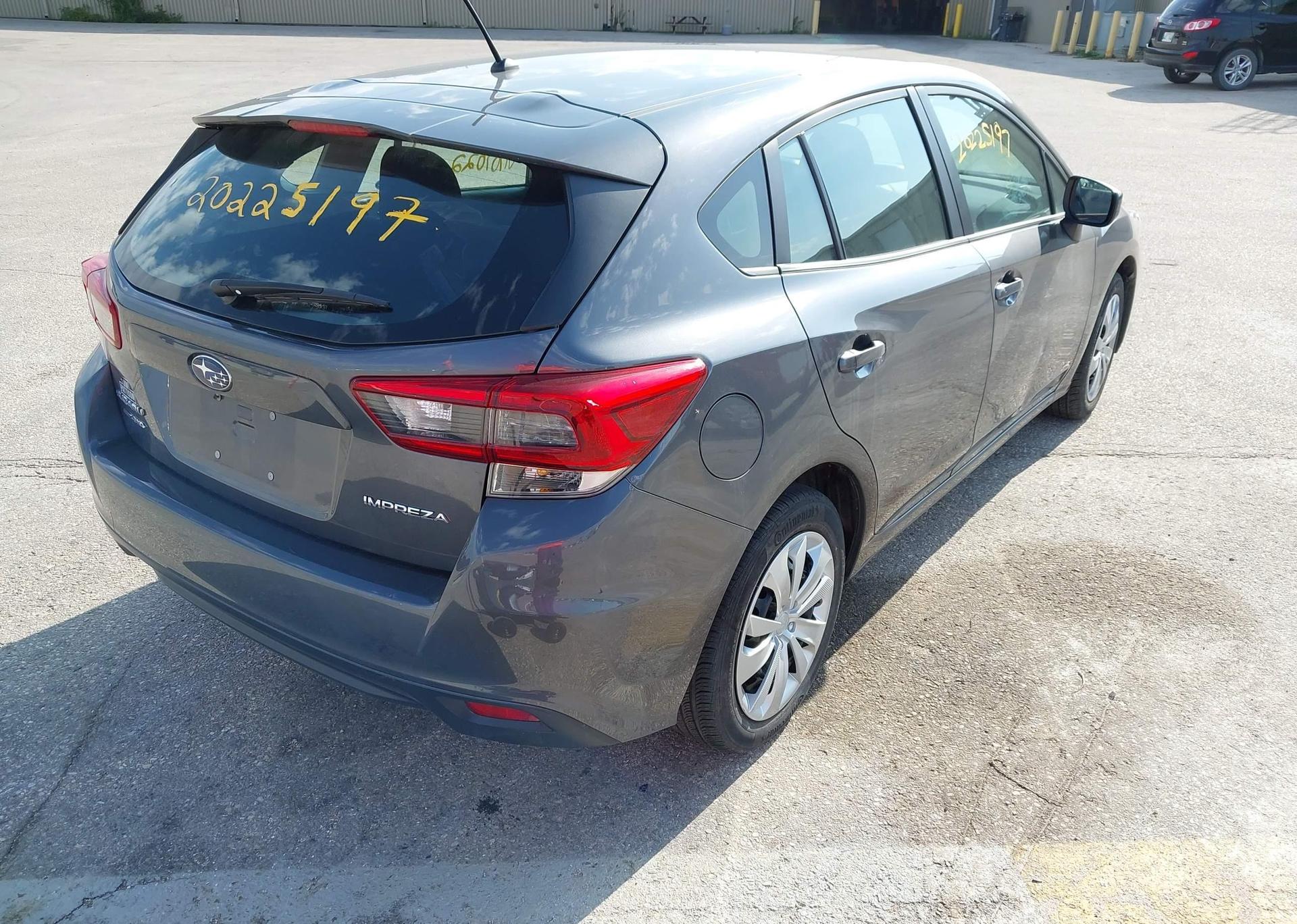 2021 SUBARU impreza 2.0I