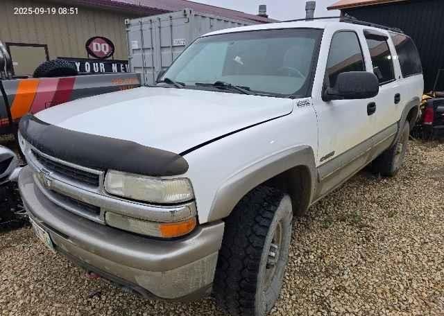 2000 CHEVROLET SUBURBAN 2500 LS