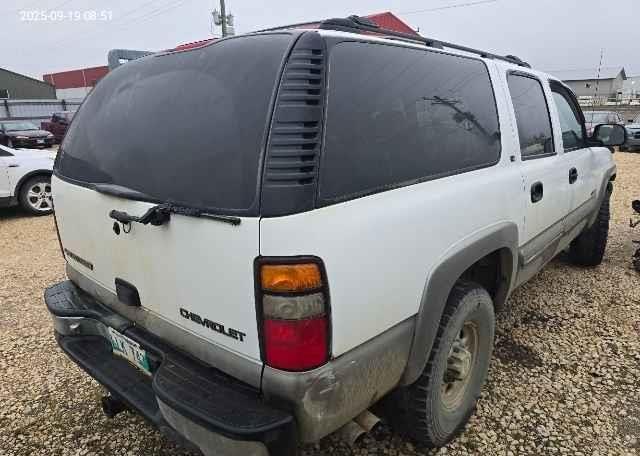 2000 CHEVROLET SUBURBAN 2500 LS