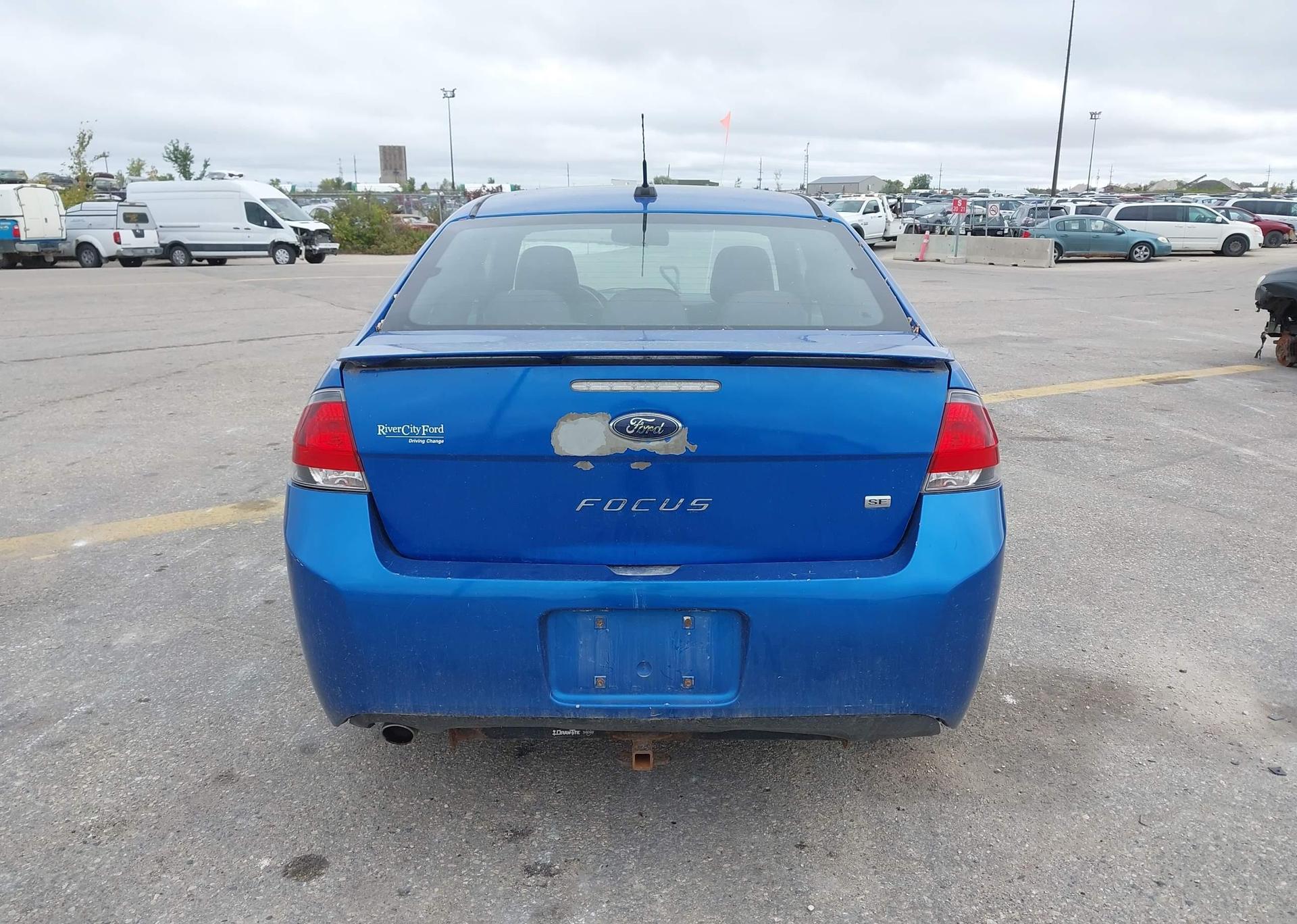 2010 FORD FOCUS SE