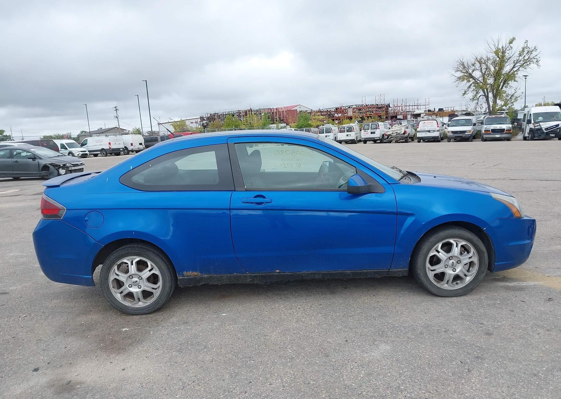 2010 FORD FOCUS SE