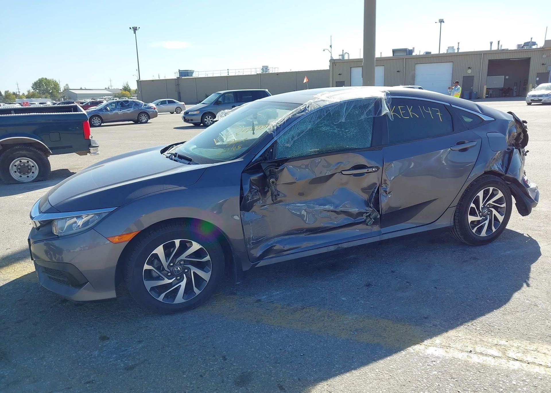 2016 HONDA CIVIC EX