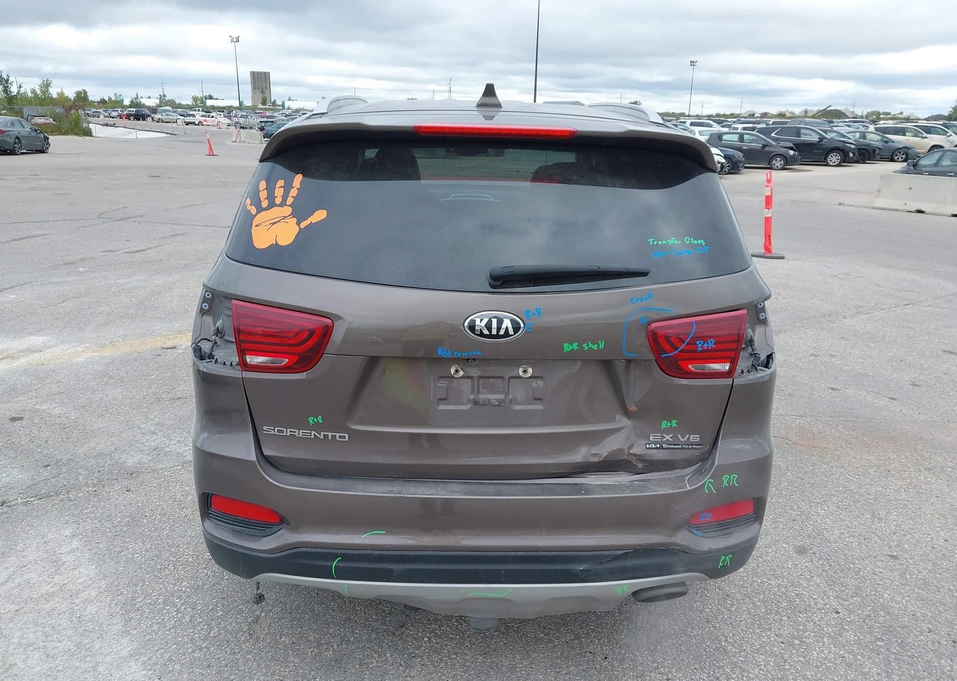 2019 KIA SORENTO EX V6