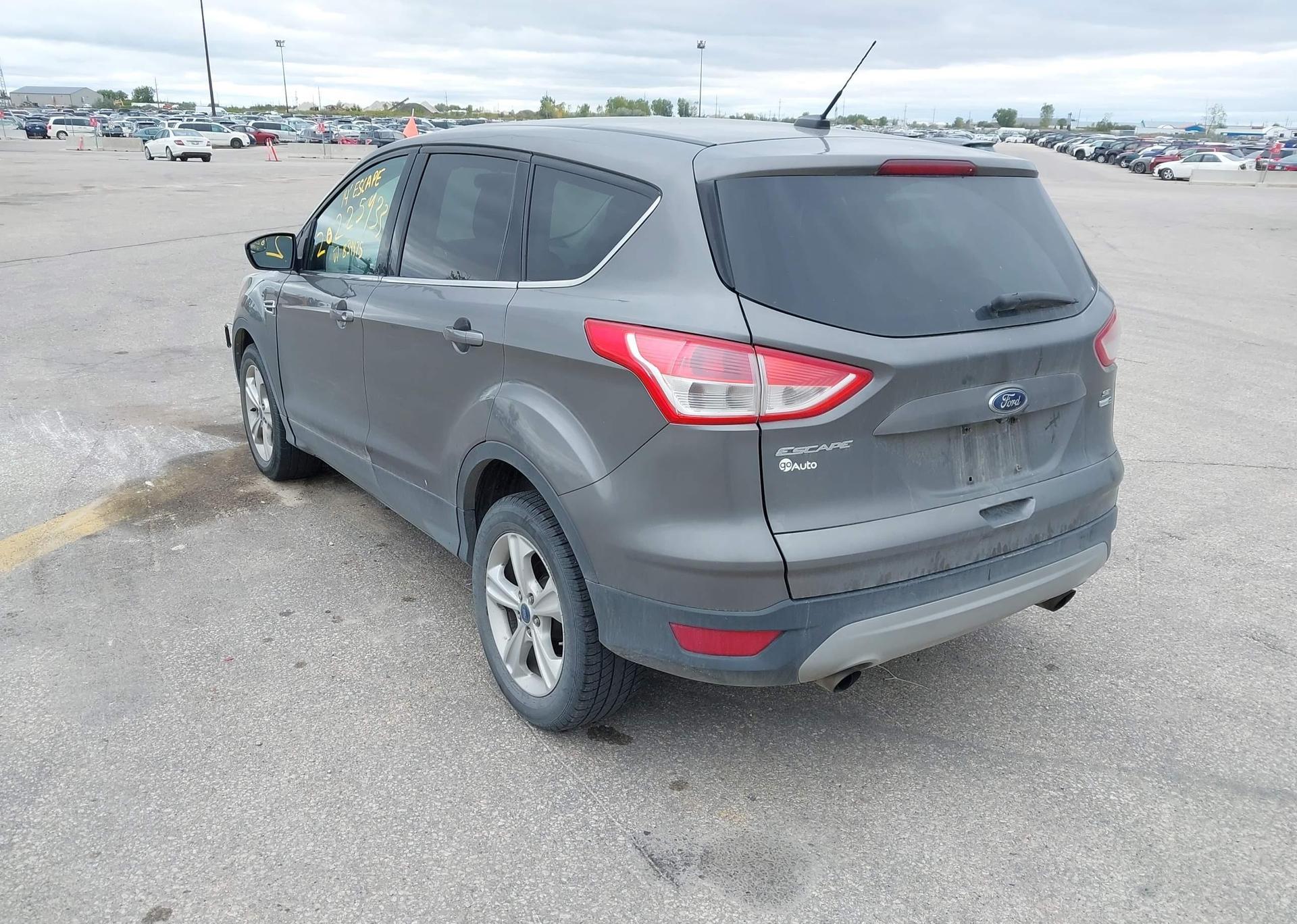 2014 FORD ESCAPE SE