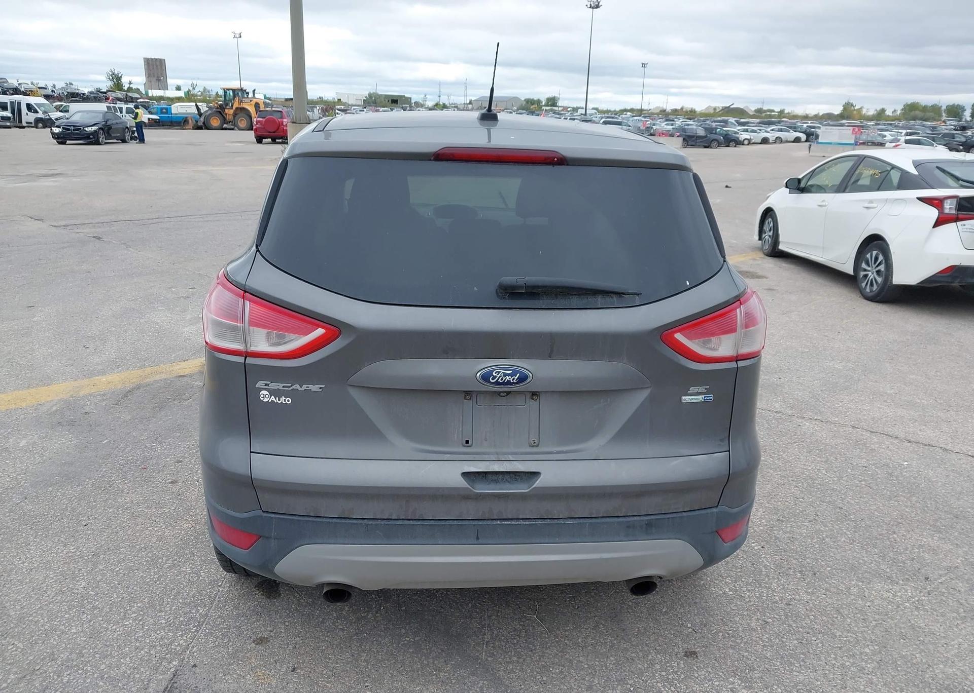 2014 FORD ESCAPE SE