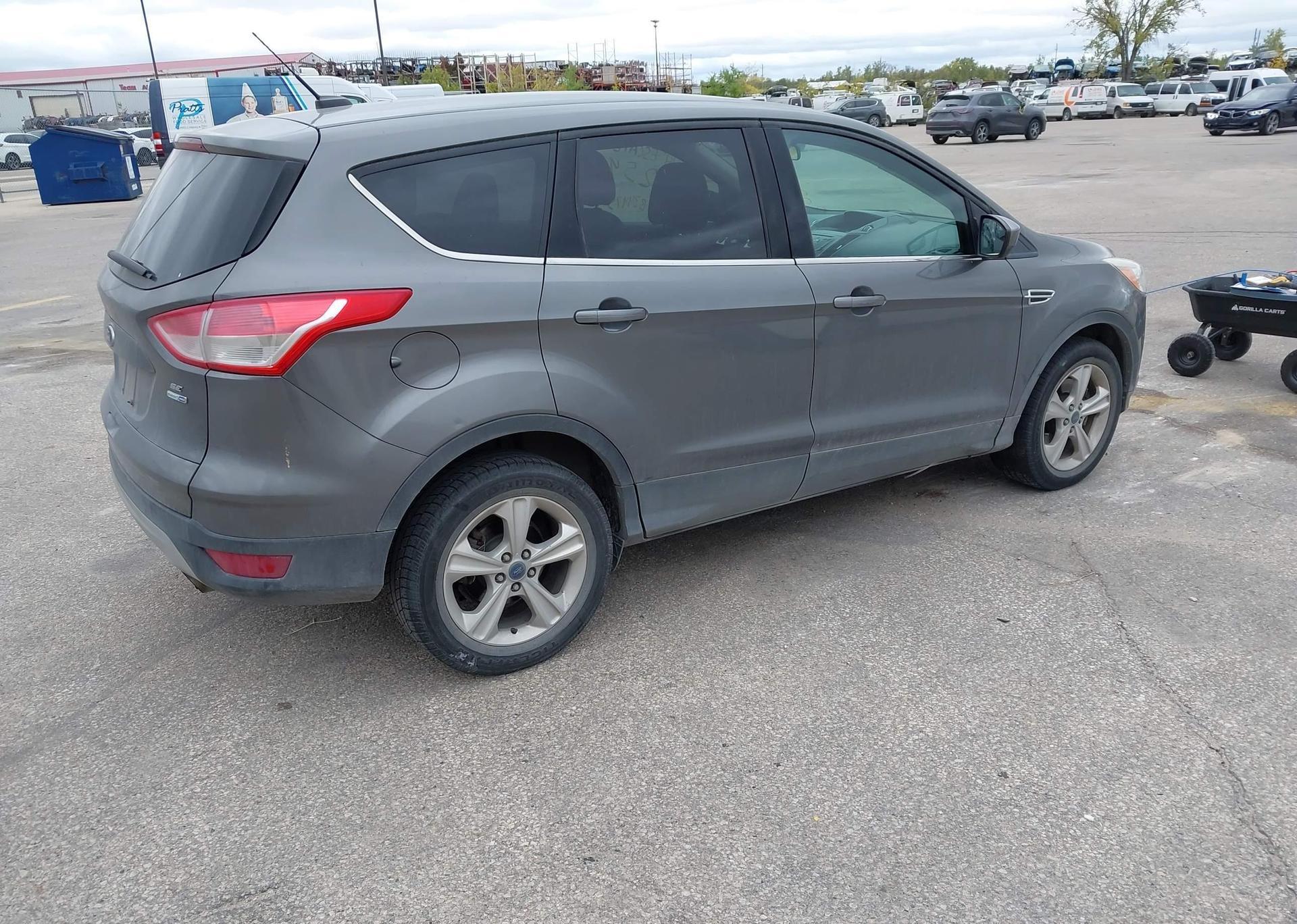 2014 FORD ESCAPE SE