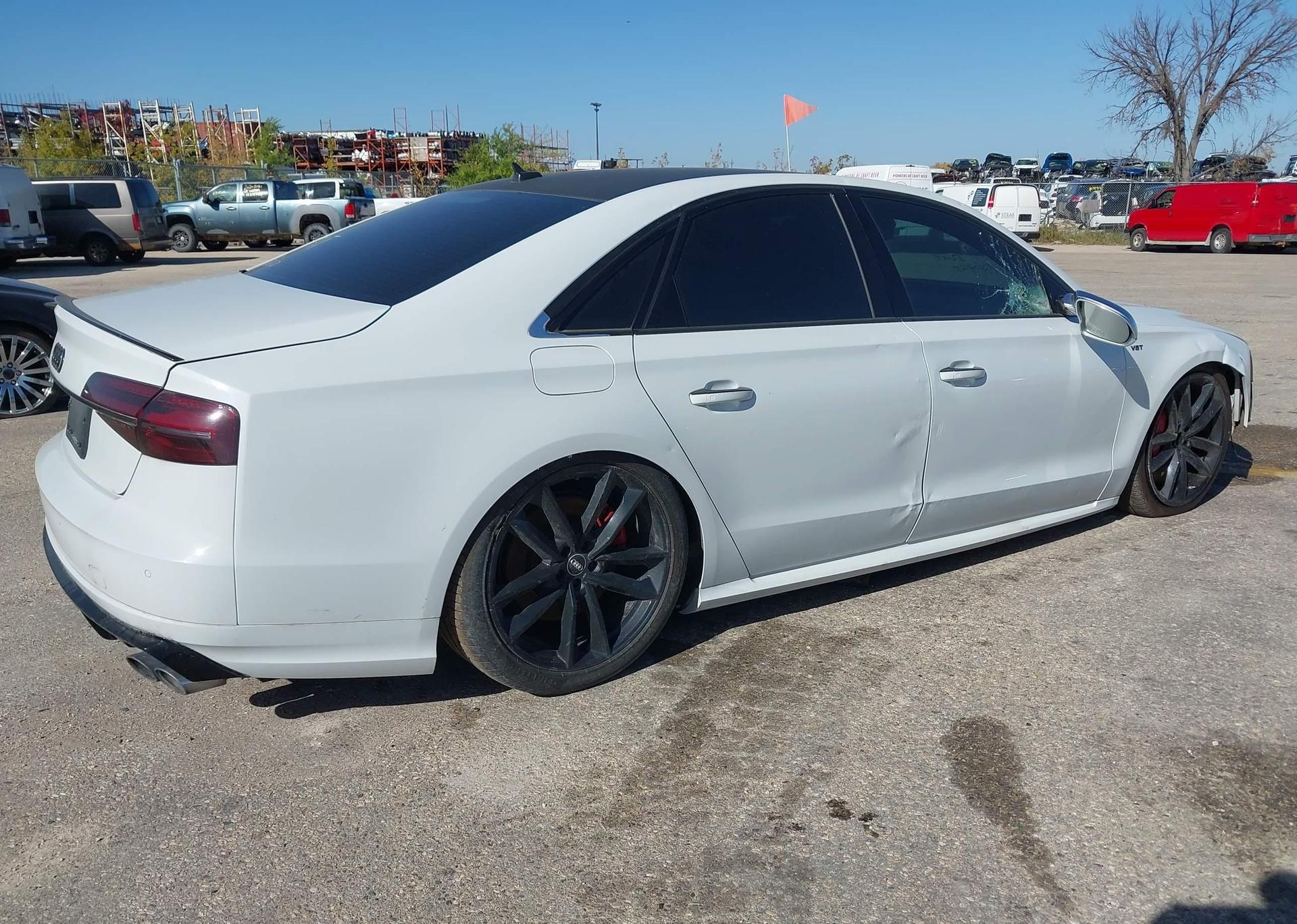 2016 AUDI S8 4.0T PLUS