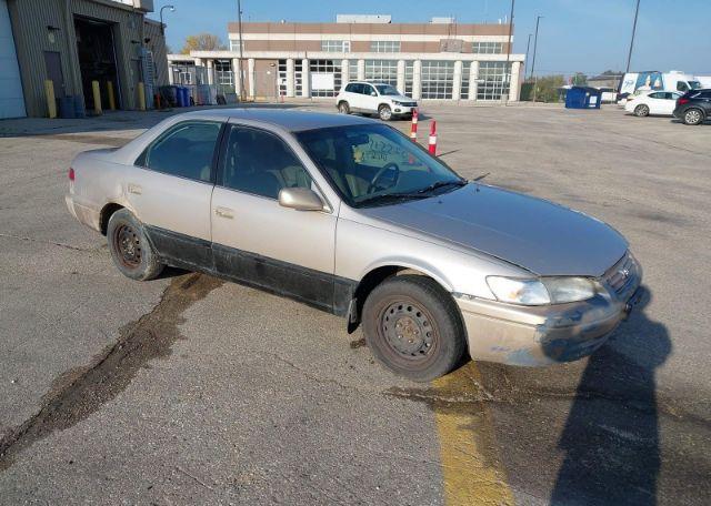 1997 TOYOTA CAMRY LE