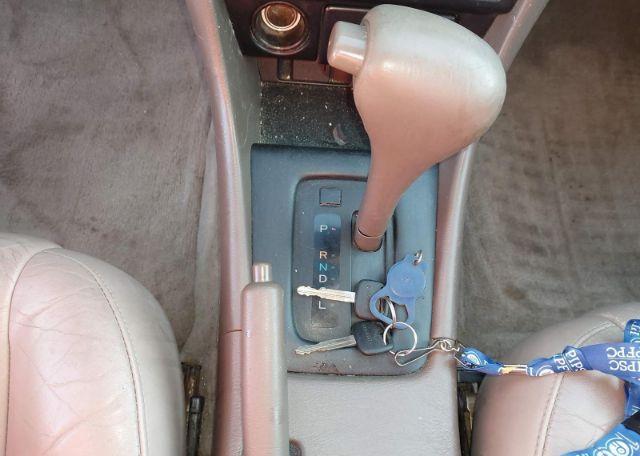 1997 TOYOTA CAMRY LE
