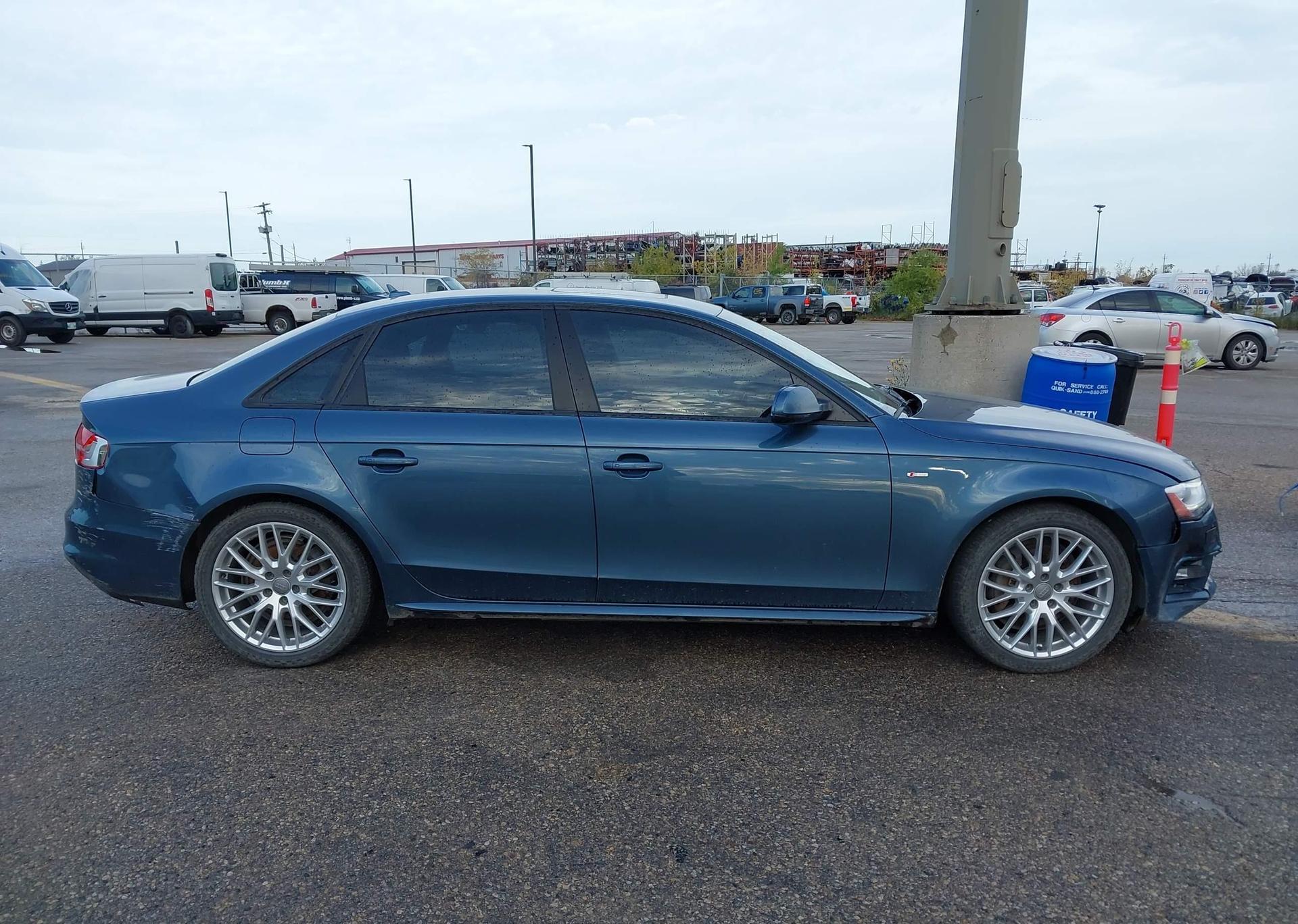 2015 AUDI A4 2.0T QUATTRO