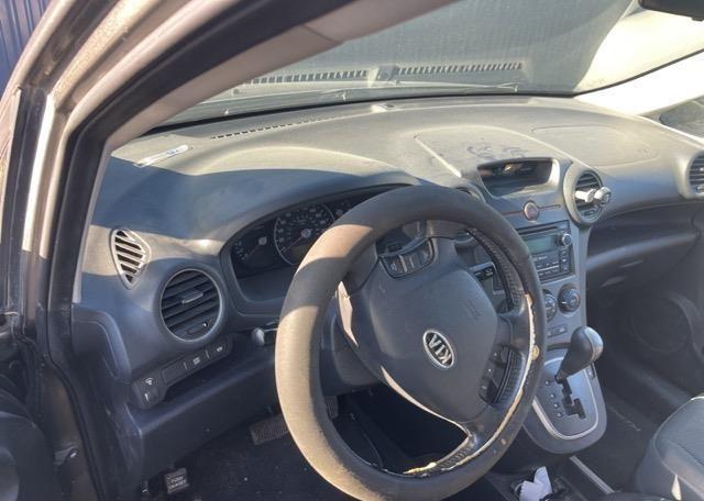 2009 KIA RONDO LX
