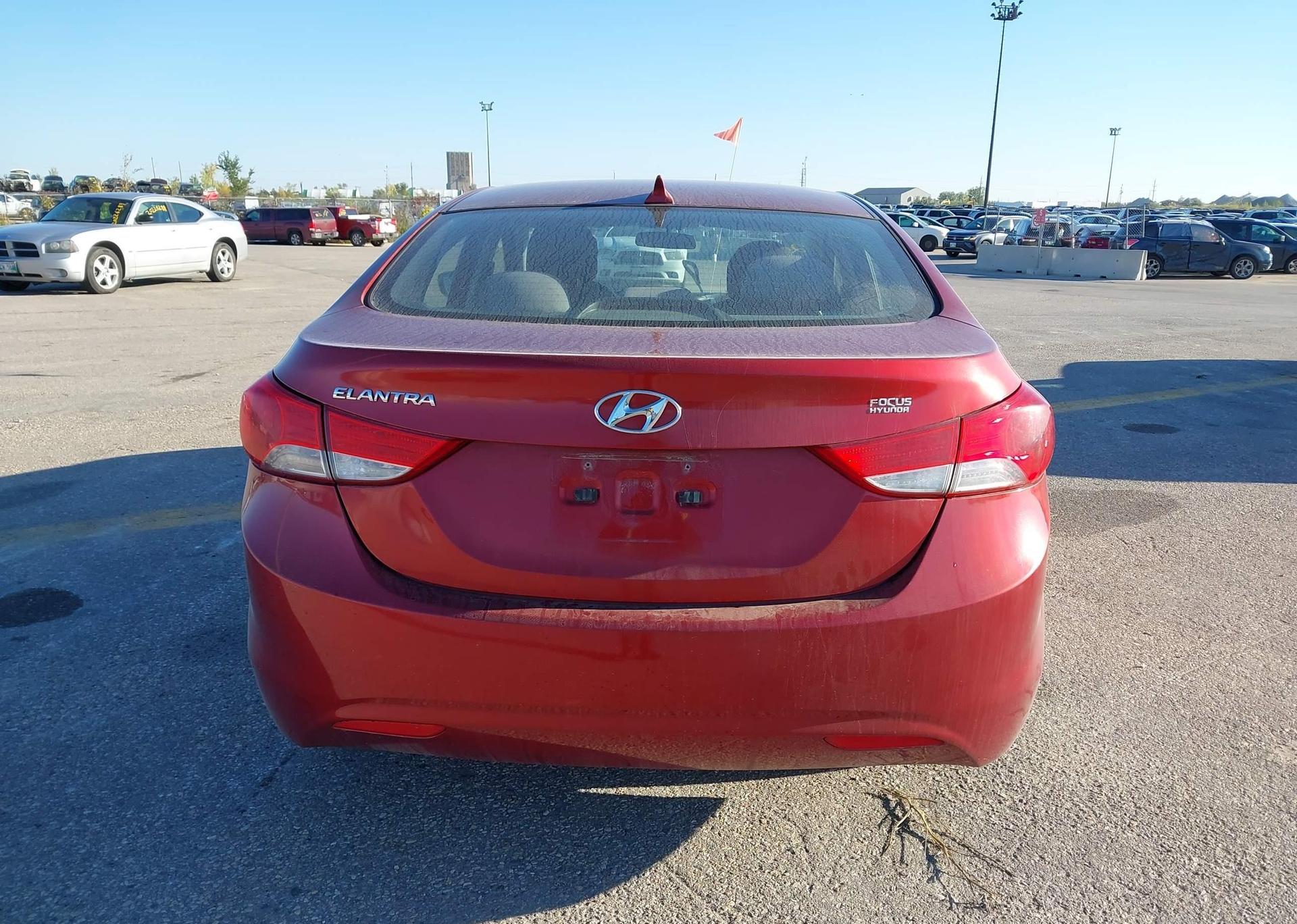 2013 HYUNDAI ELANTRA GLS