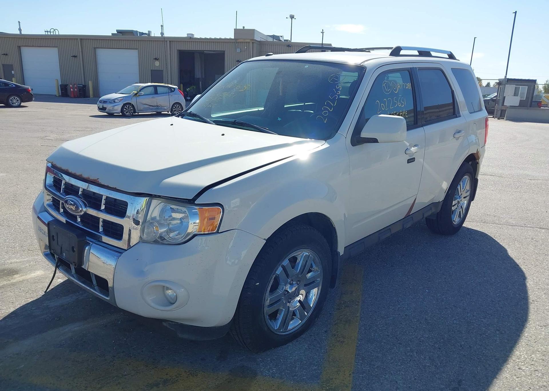 2011 FORD ESCAPE LIMITED V6