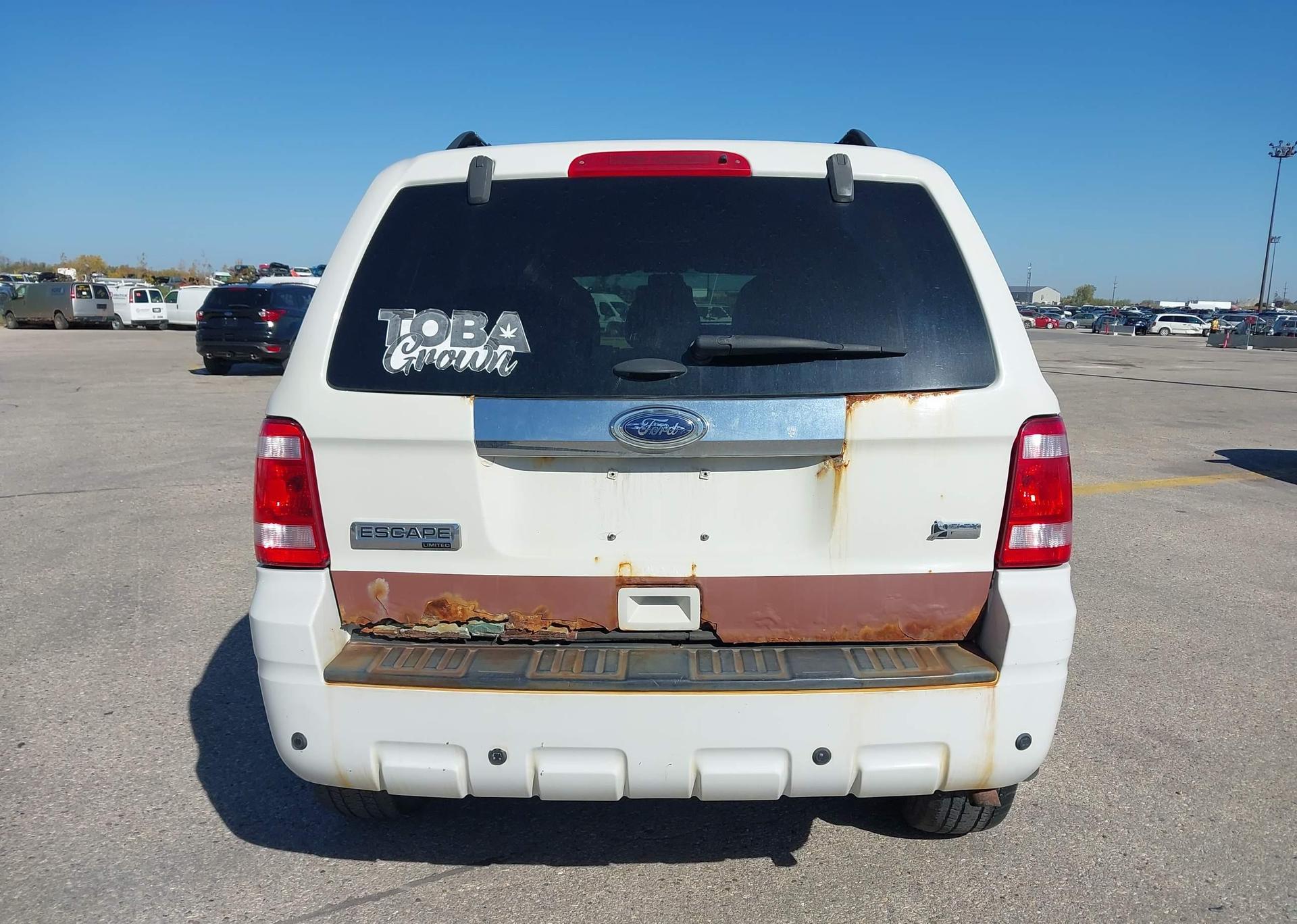 2011 FORD ESCAPE LIMITED V6