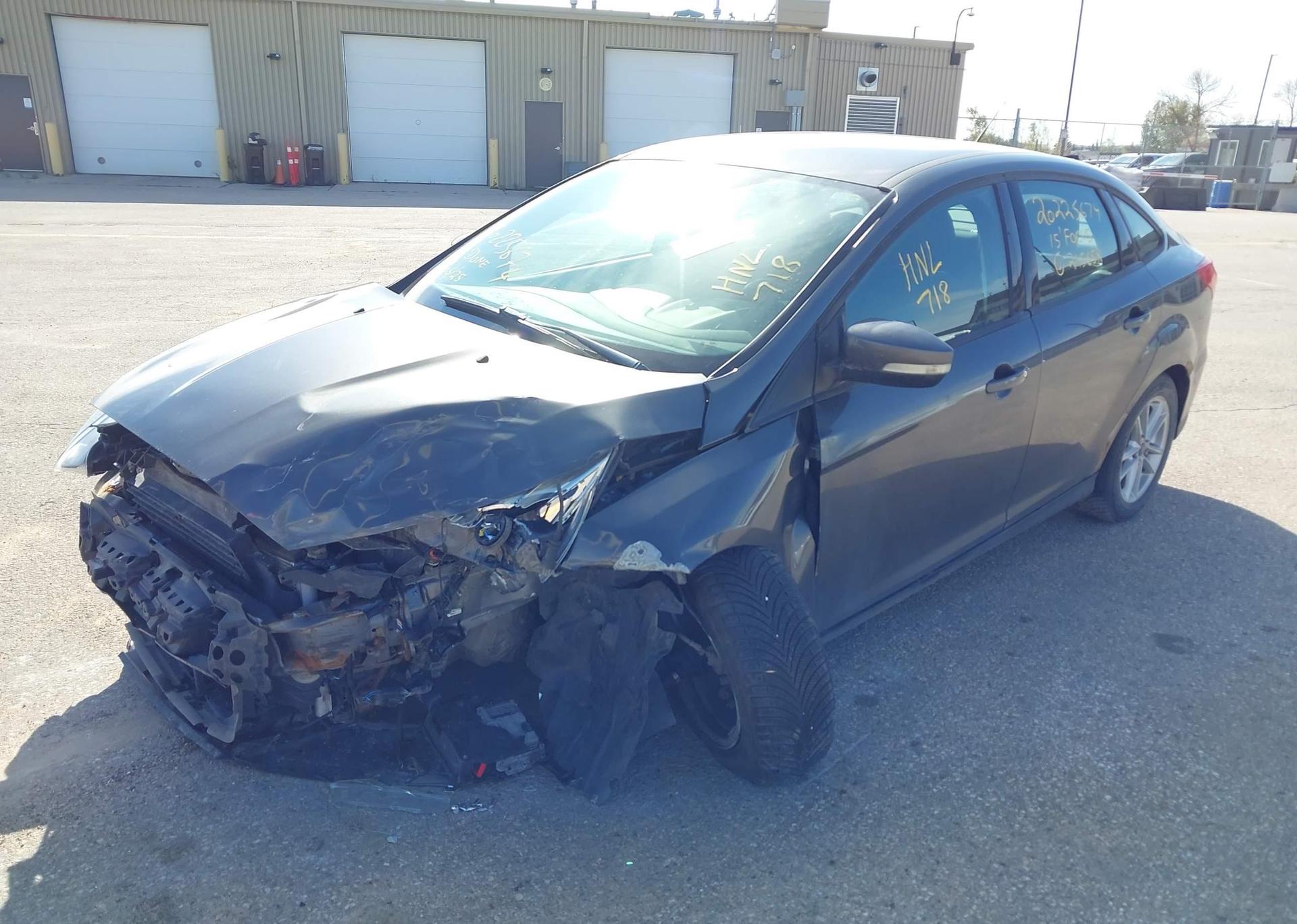 2015 FORD FOCUS SE