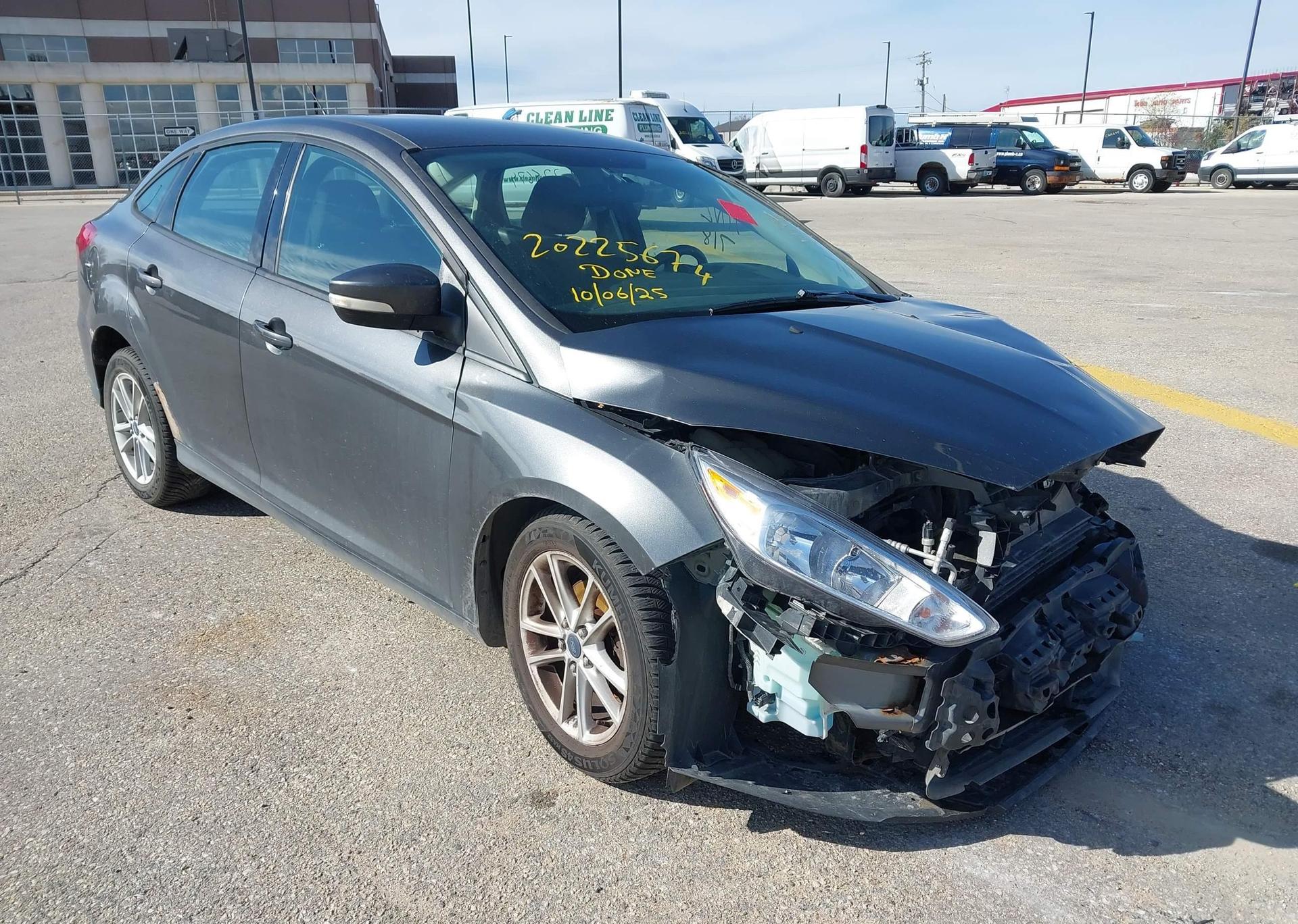 2015 FORD FOCUS SE