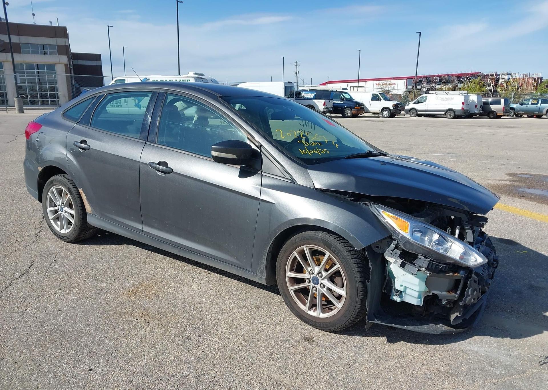 2015 FORD FOCUS SE