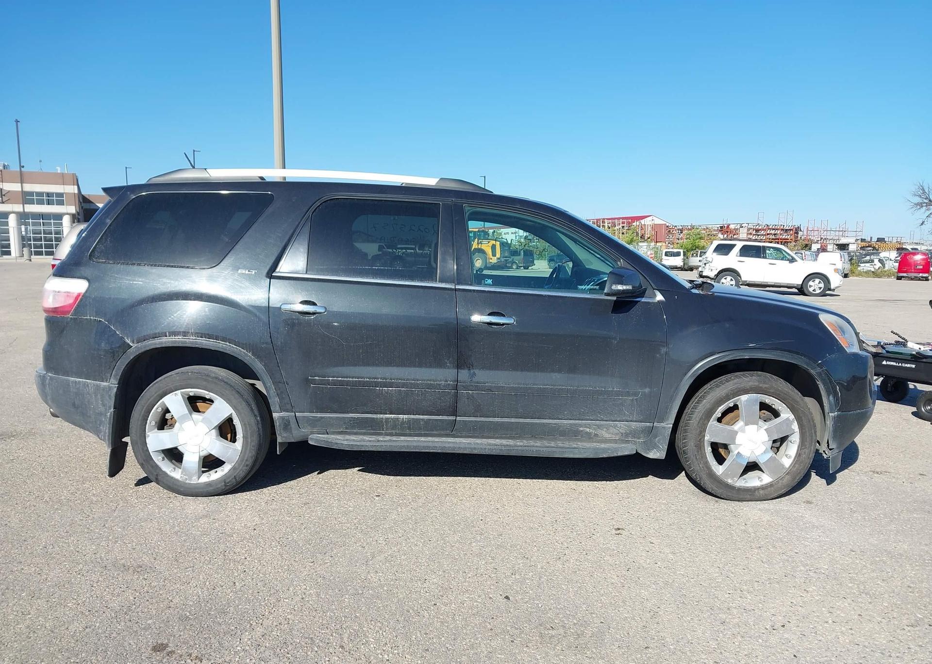 2012 GMC ACADIA SLT