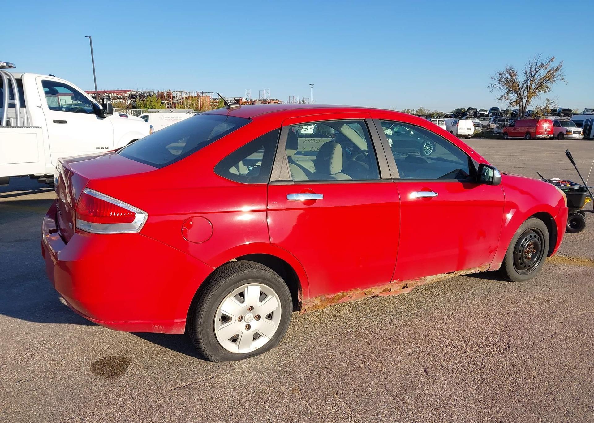 2008 FORD FOCUS SE