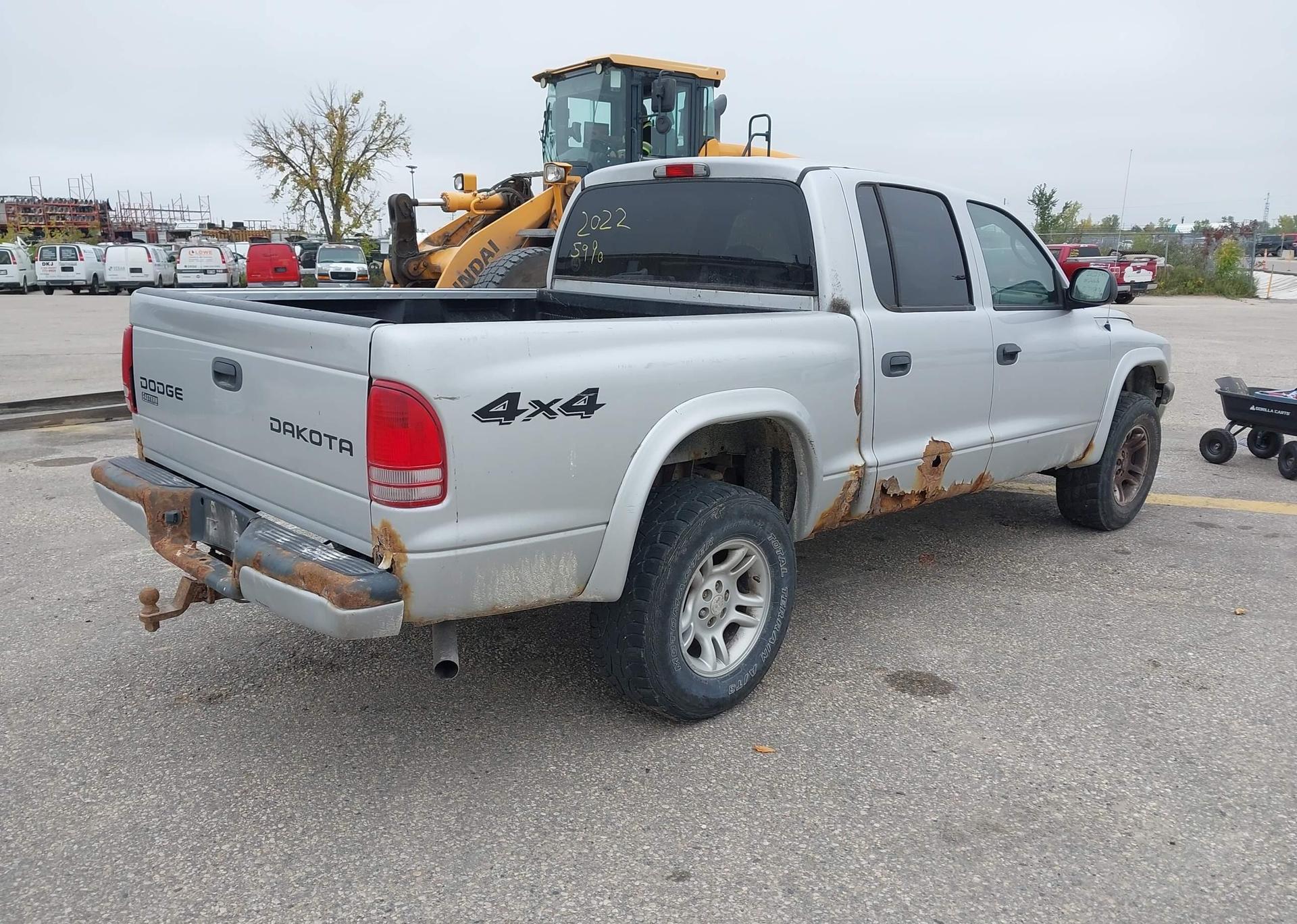 2004 DODGE DAKOTA SPORT V8 QUAD CAB