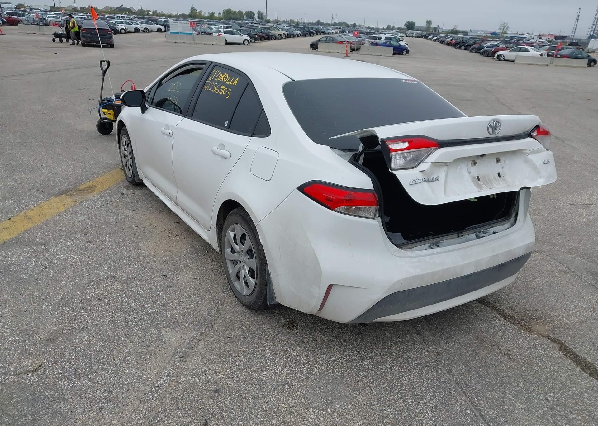 2021 TOYOTA COROLLA LE