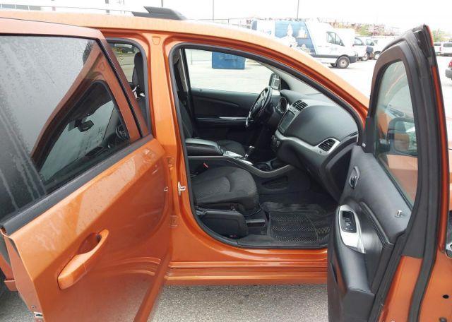 2011 DODGE JOURNEY SXT
