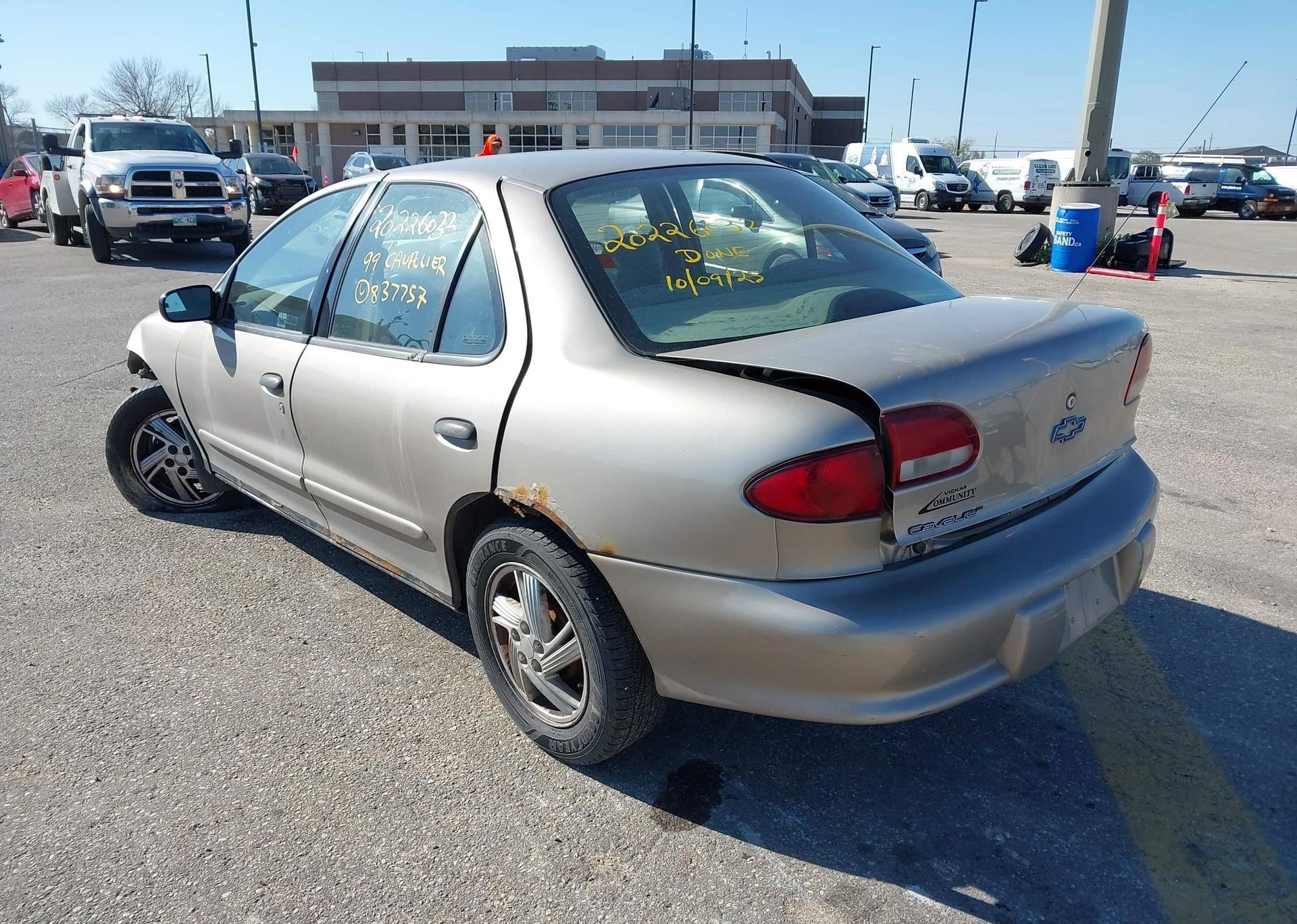 1999 CHEVROLET CAVALIER