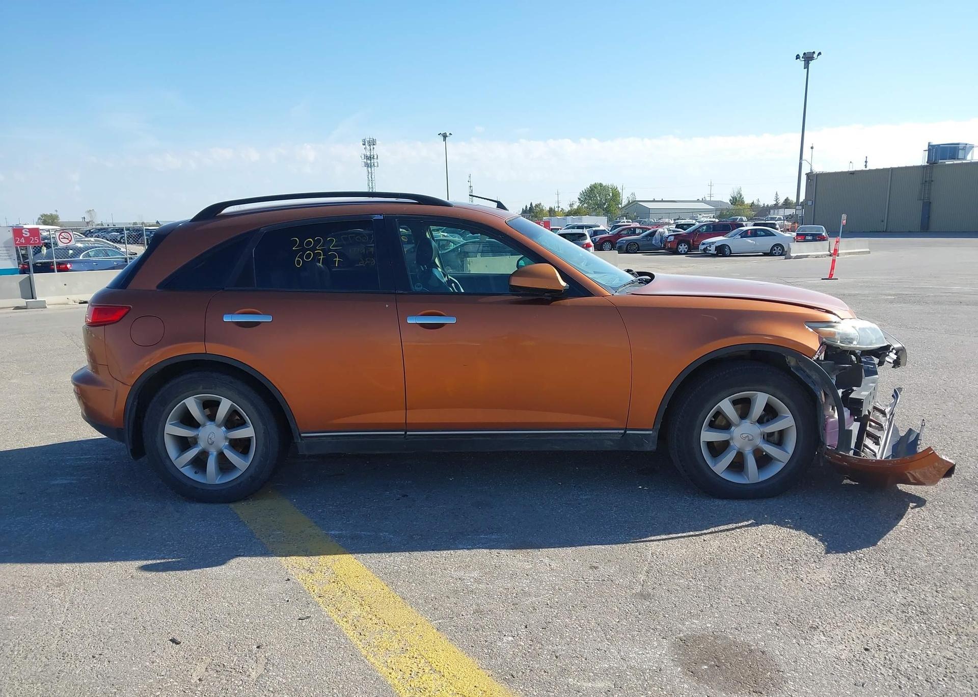 2005 INFINITI FX35