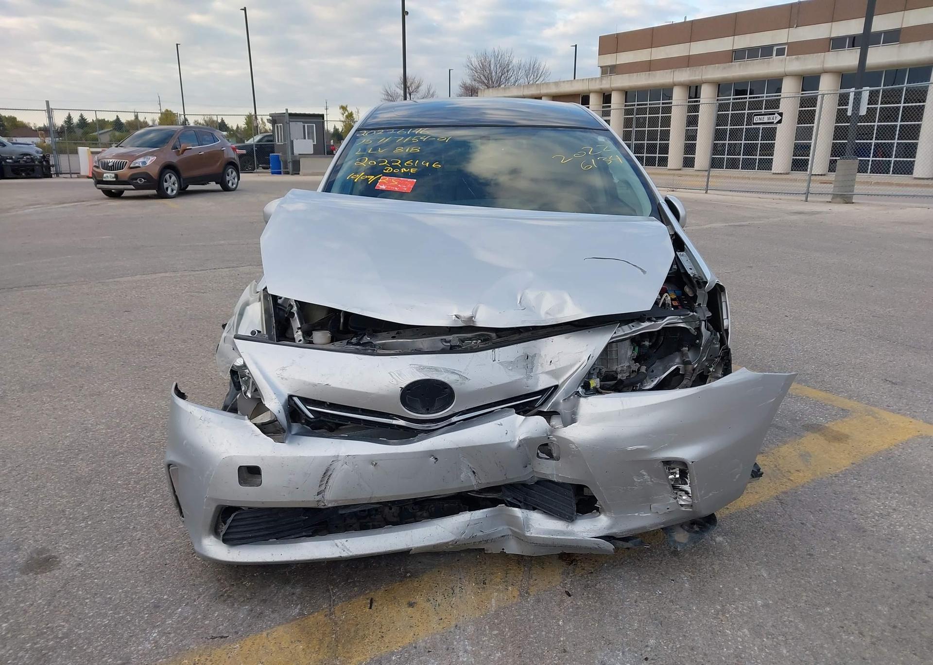 2012 TOYOTA PRIUS V