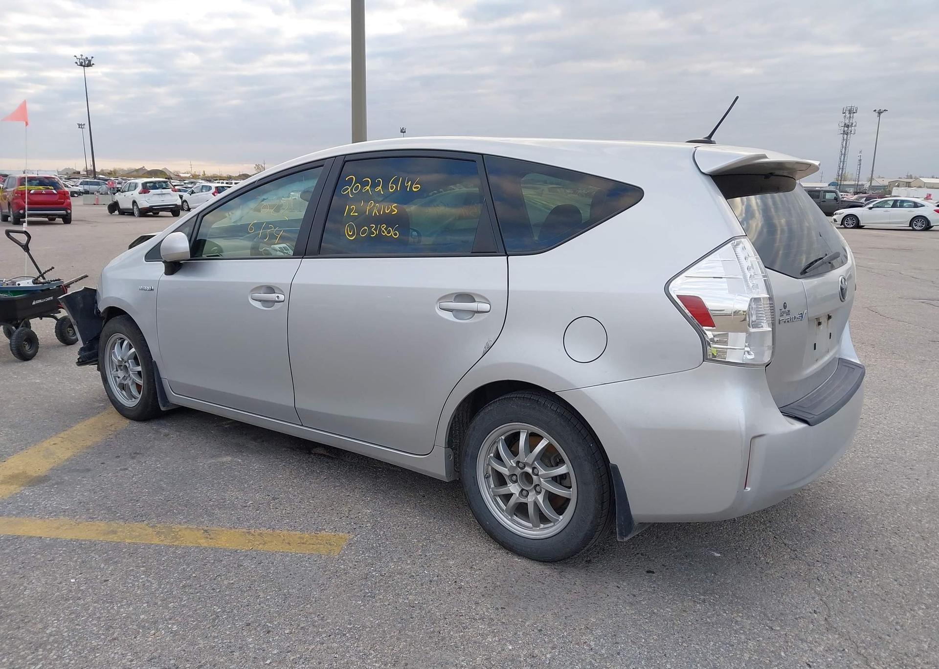2012 TOYOTA PRIUS V