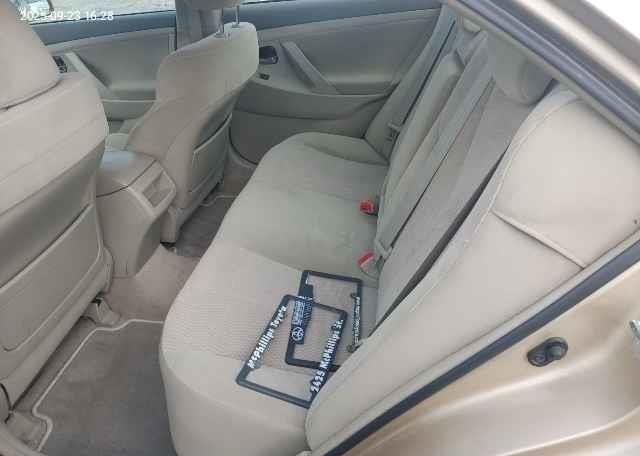 2010 TOYOTA CAMRY SE