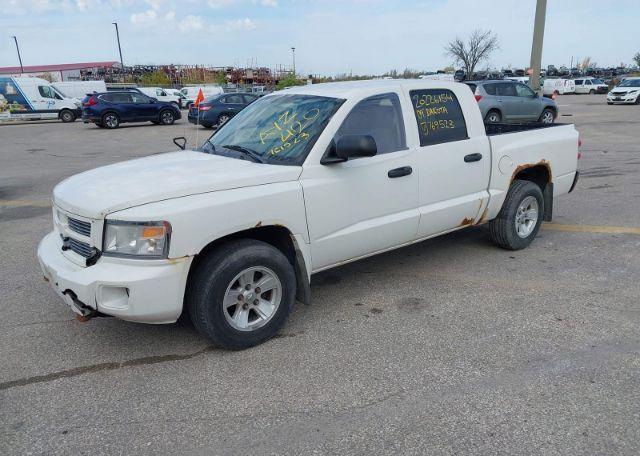 2009 DODGE DAKOTA SXT