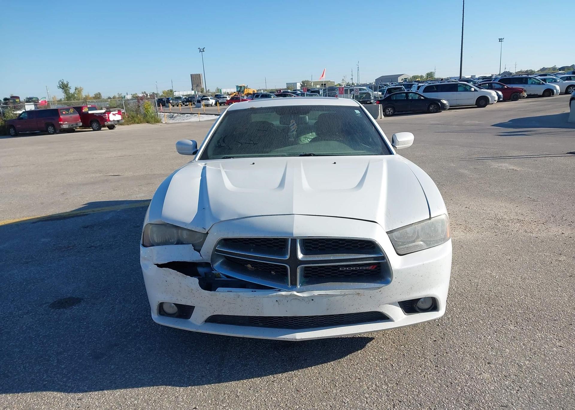 2013 DODGE CHARGER SXT