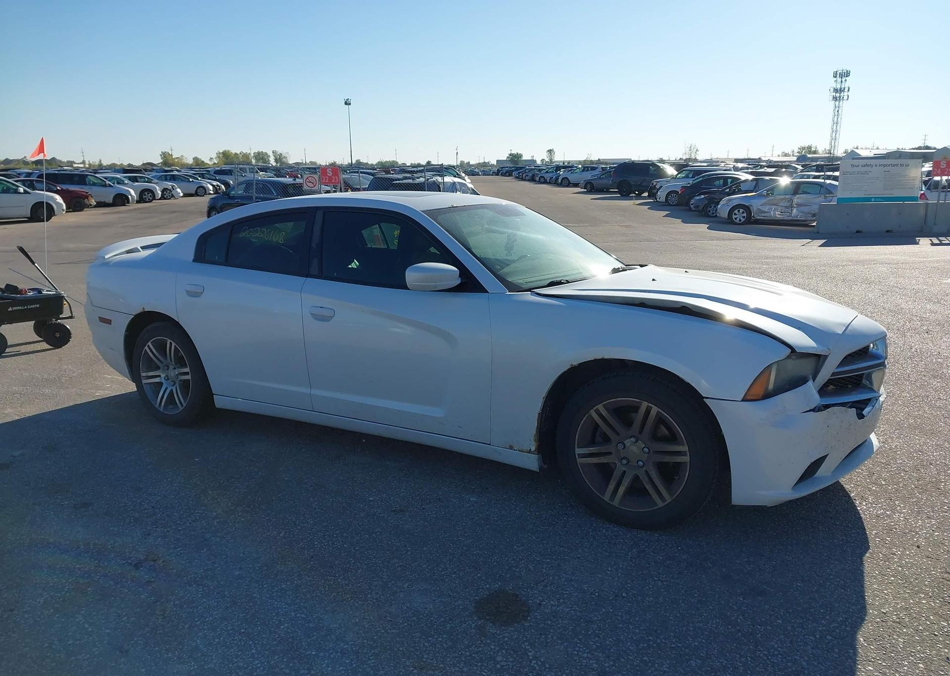 2013 DODGE CHARGER SXT